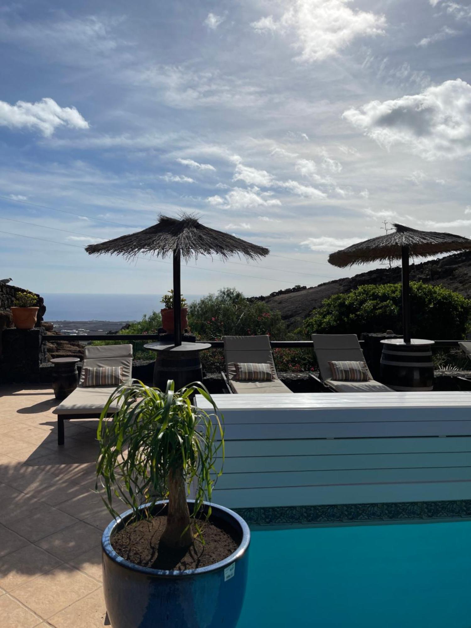 Castillo Lanzarote Villa Bailey - Luxury Villa - Pet Friendly With Heated Pool La Asomada  Bagian luar foto