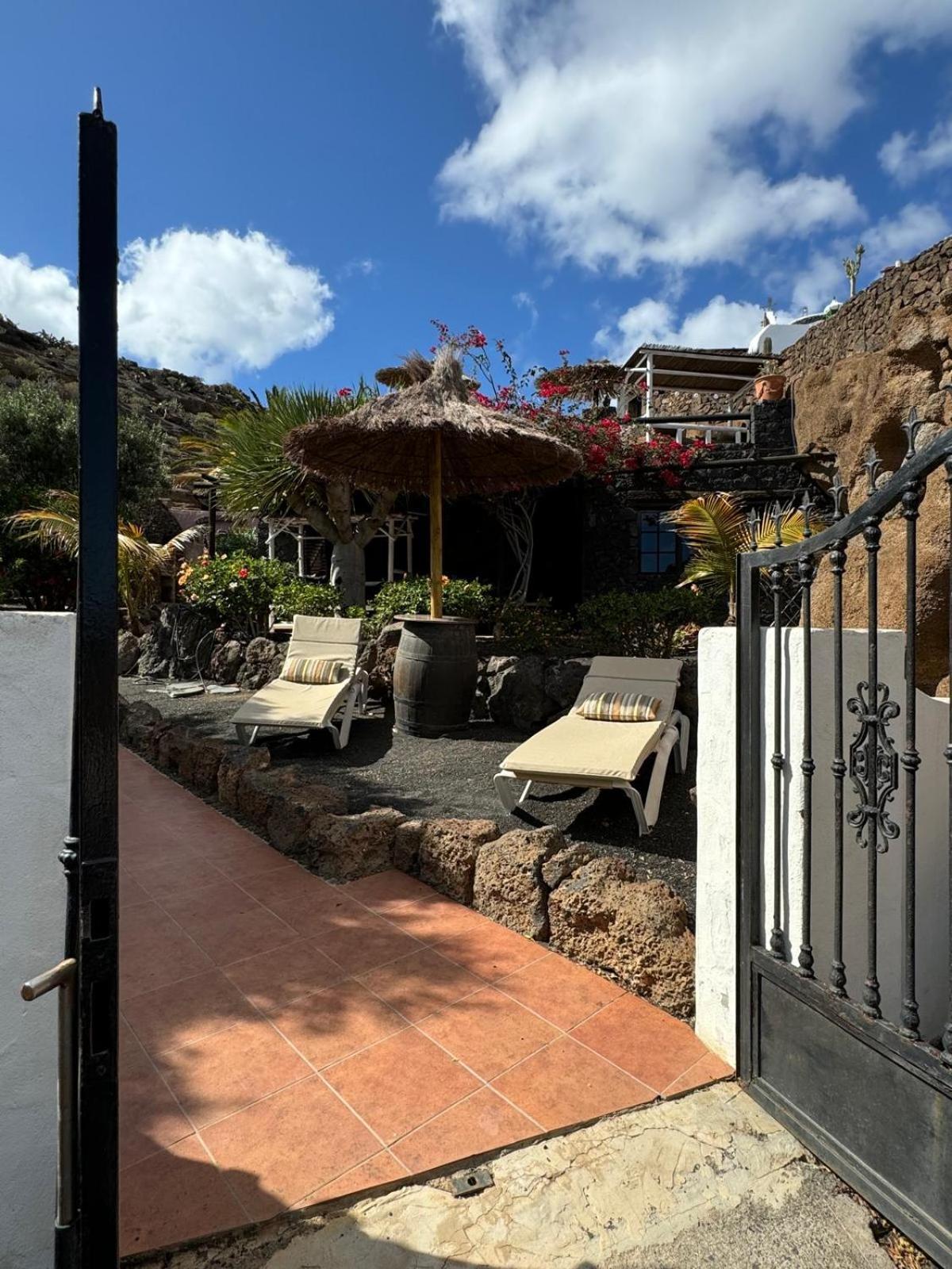 Castillo Lanzarote Villa Bailey - Luxury Villa - Pet Friendly With Heated Pool La Asomada  Bagian luar foto